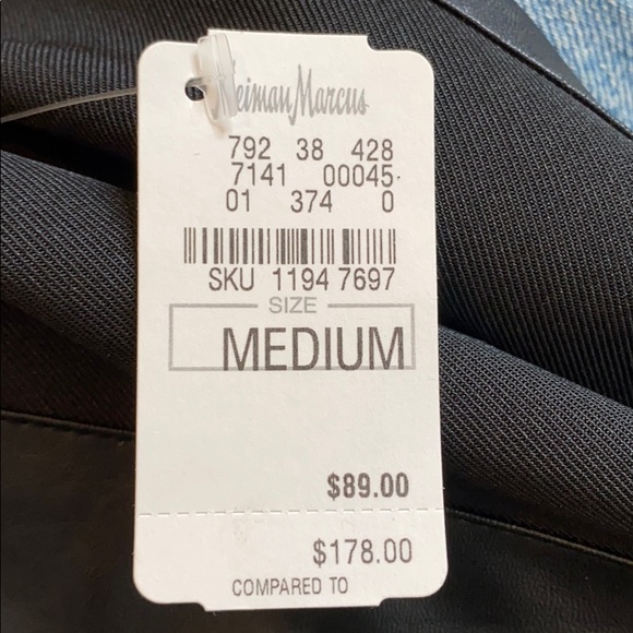 Romeo & Juliet Couture dress - Picture 6 of 7